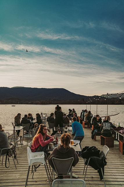 Què fer amb gent gran a l'estany de Banyoles